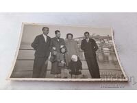 Fotografie Ohrid Bărbați, femei și copii lângă Lacul Ohrid