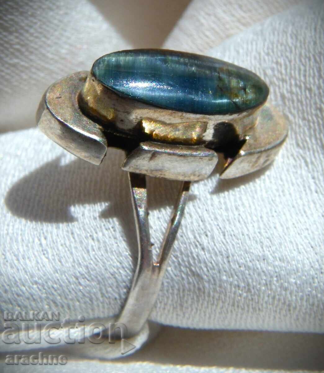 Ασημένιο, χειροποίητο σχεδιαστικό δαχτυλίδι με λαμπραδορίτη, Μεξικό