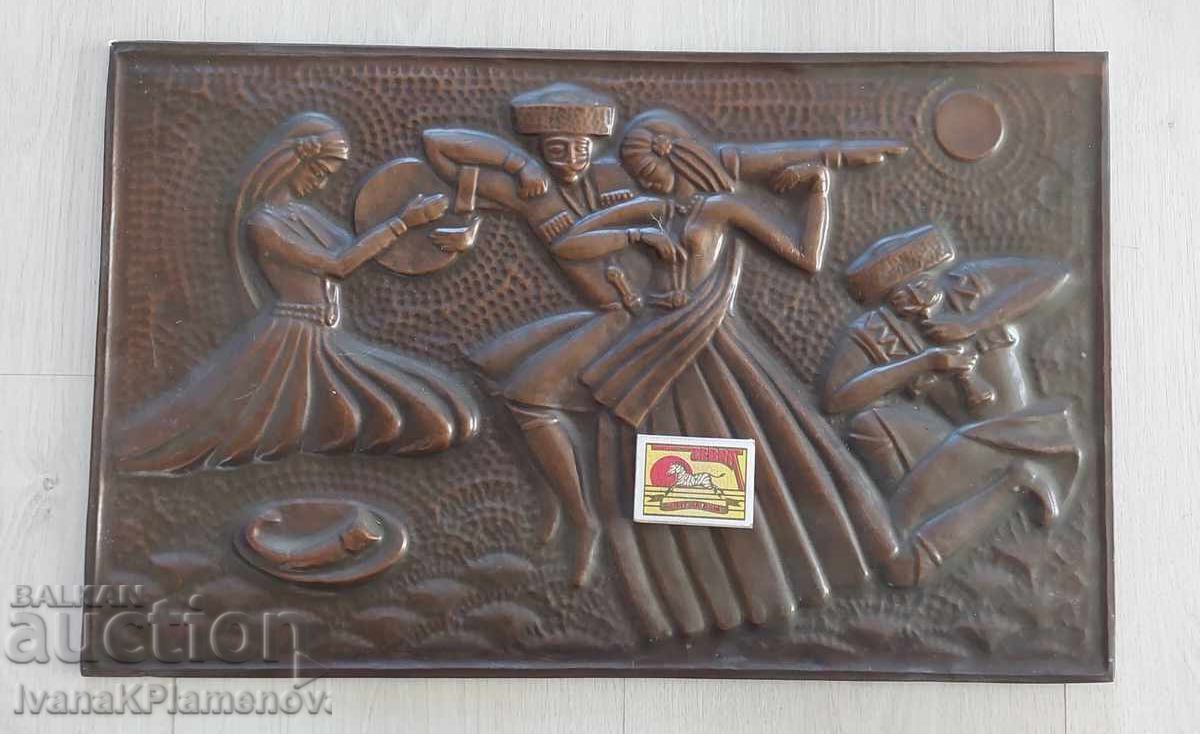 Παράδοση Πανό χάλκινο για γνώστες 45εκ 28εκ