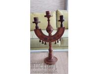 Дърворезба свещник за ценители