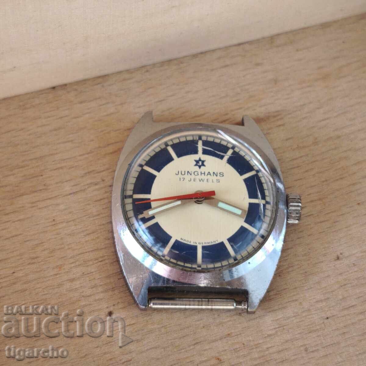 Часовник JUNGHANS с цена 70.00 лв. | € 35.79