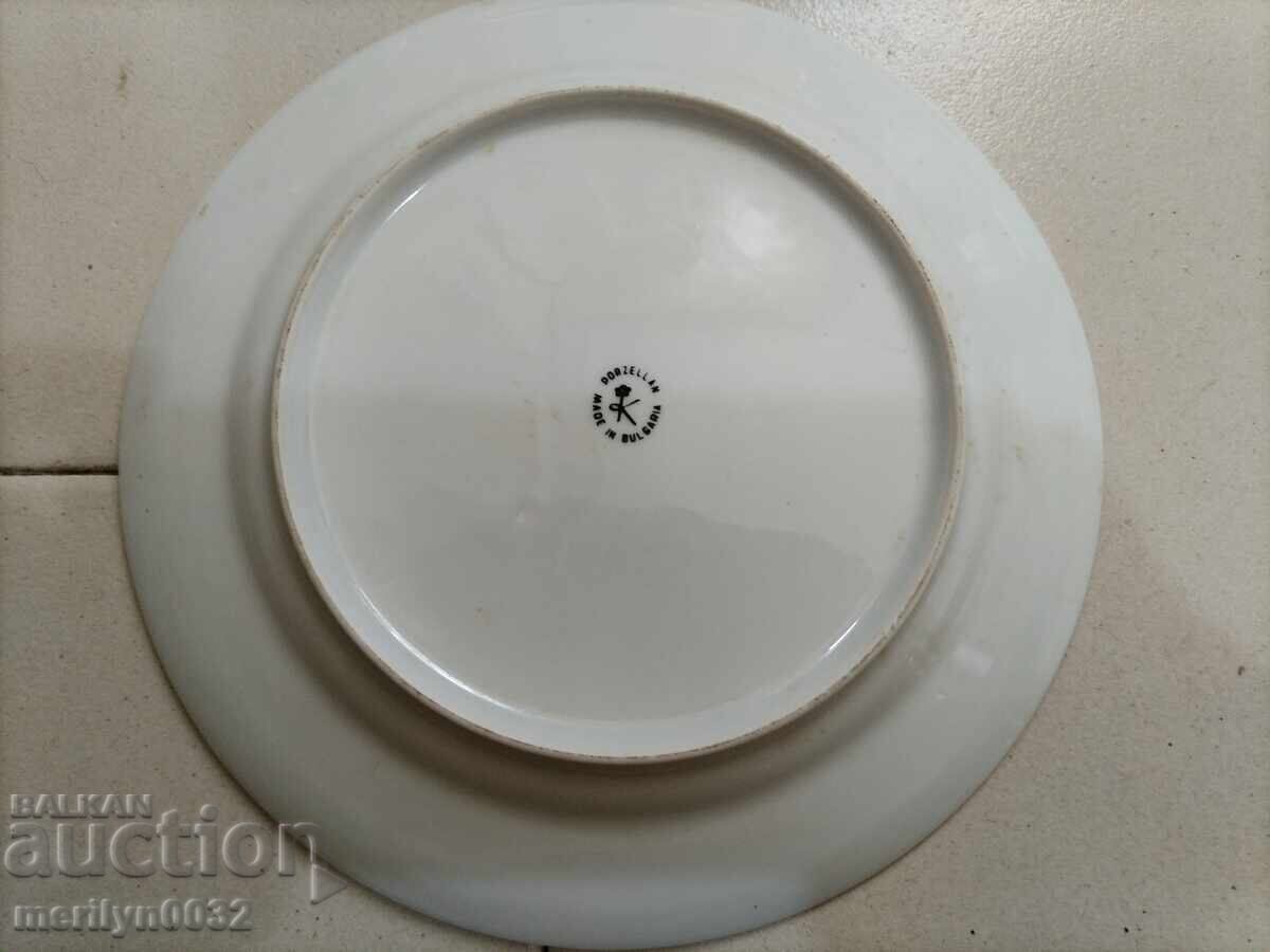 Auction  Porcelain plate Bulgarian social porcelain NRB