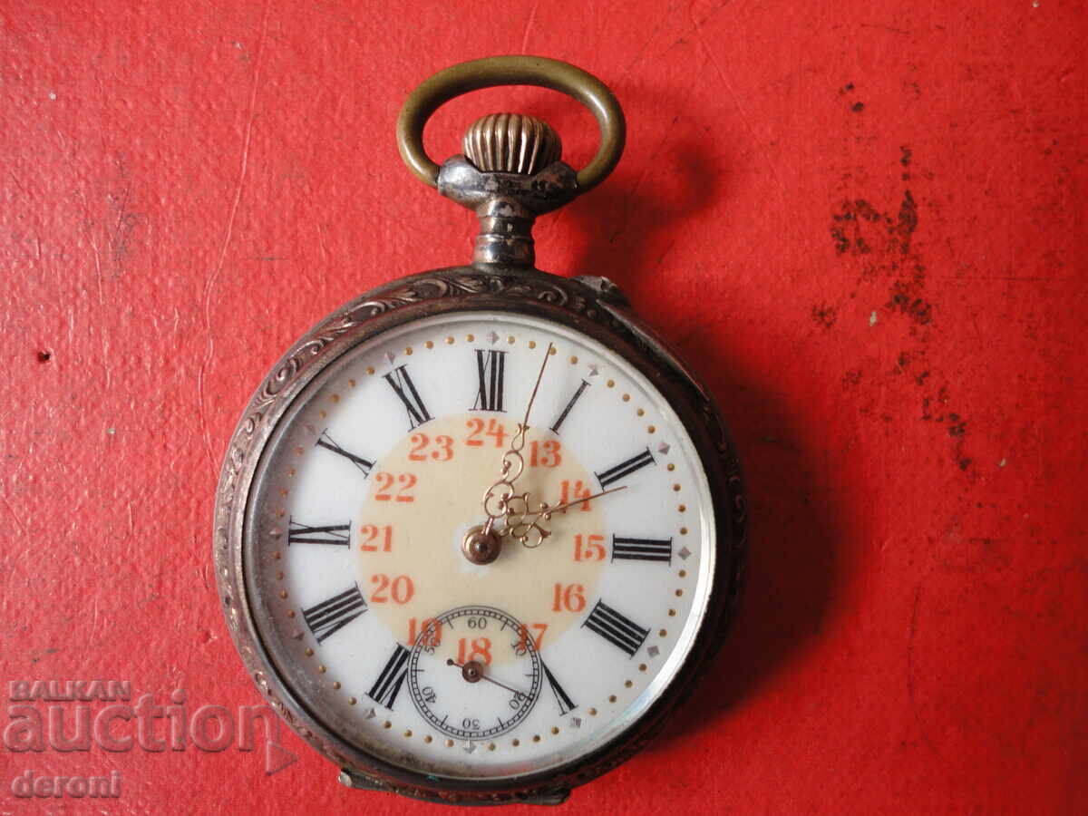 Ceas de buzunar argintiu incredibil