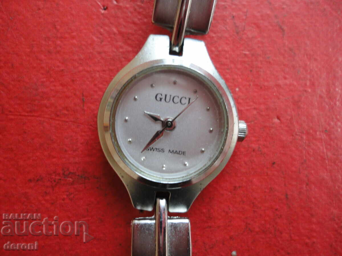 Gucci Swiss Watch with price 70.00 BGN | € 35.79 Gucci Swiss Watch with price 70.00 BGN | € 35.79