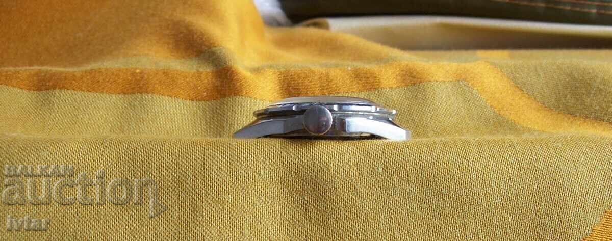 Watch AMFIBIA /vostok/ - 5