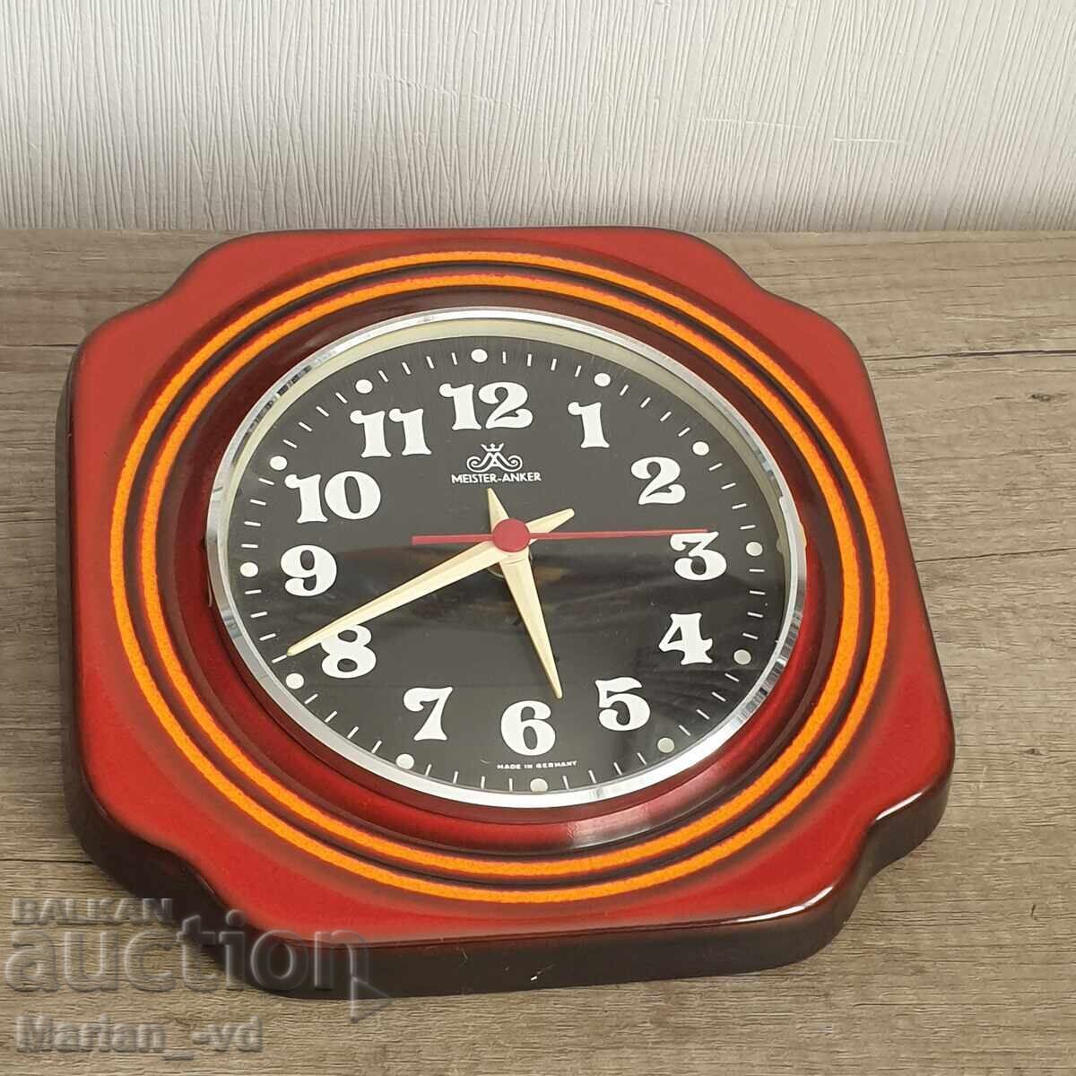 Πορσελάνινο ρολόι τοίχου "Meister Anker" - 70s GDR Πορσελάνινο ρολόι τοίχου "Meister Anker" - 70s GDR