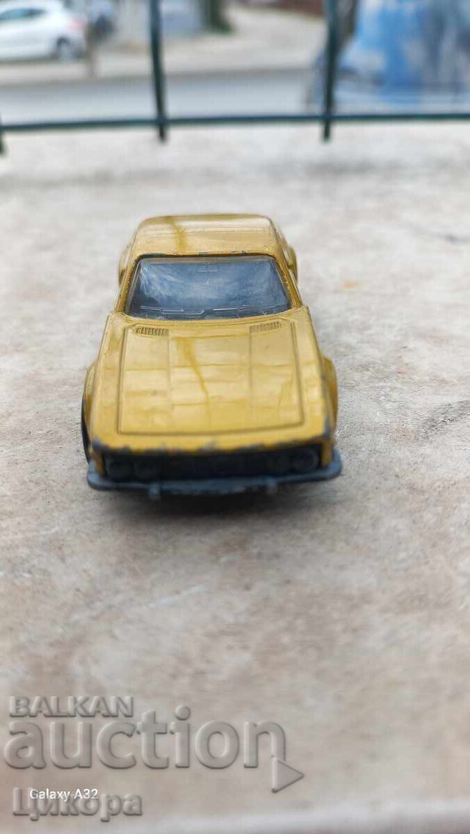 Delivery of MATCHBOX BULGARIA BMW 3.0 CSL CAR