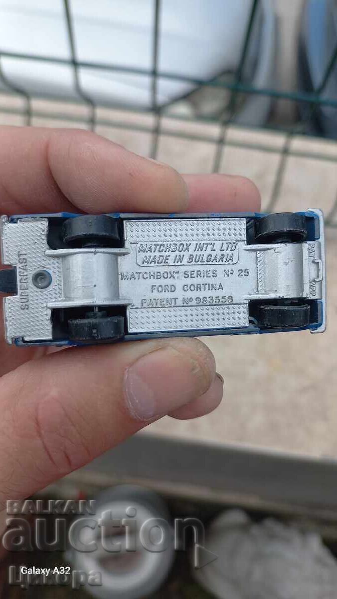 MATCHBOX BULGARIA FORD CORTINA - 6 MATCHBOX BULGARIA FORD CORTINA - 6