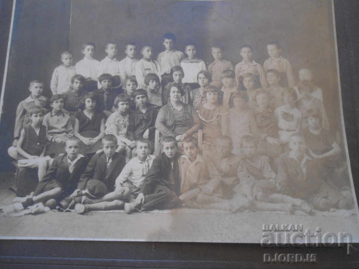 Old photo, cardboard, IV grade. 1931