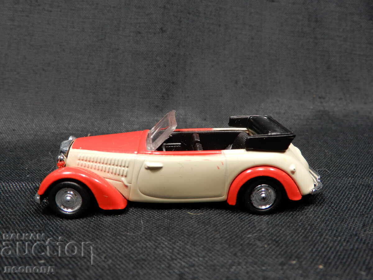 1/64 MAȘINUȚĂ METALICĂ RETRO IFA F8 CABRIO GRELL cu preț 20.00 BGN | € 10.23 1/64 MAȘINUȚĂ METALICĂ RETRO IFA F8 CABRIO GRELL cu preț 20.00 BGN | € 10.23