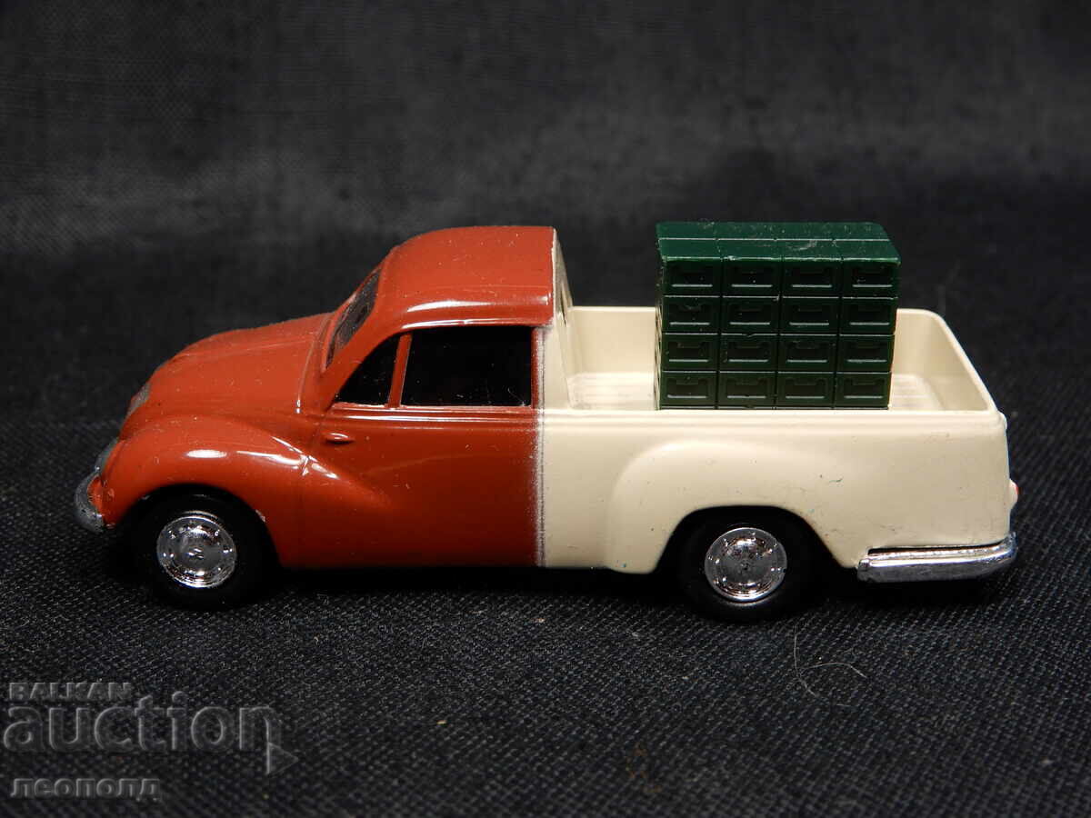 1/64 MAȘINUȚĂ METALICĂ RETRO IFA F9 PRITSCHE GRELL cu preț 20.00 BGN | € 10.23 1/64 MAȘINUȚĂ METALICĂ RETRO IFA F9 PRITSCHE GRELL cu preț 20.00 BGN | € 10.23