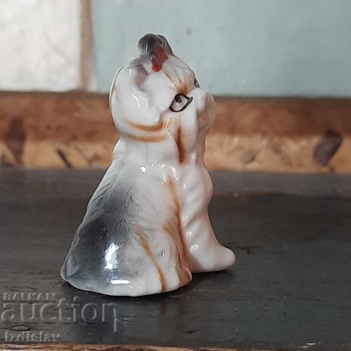 Delivery of Porcelain dog figurine