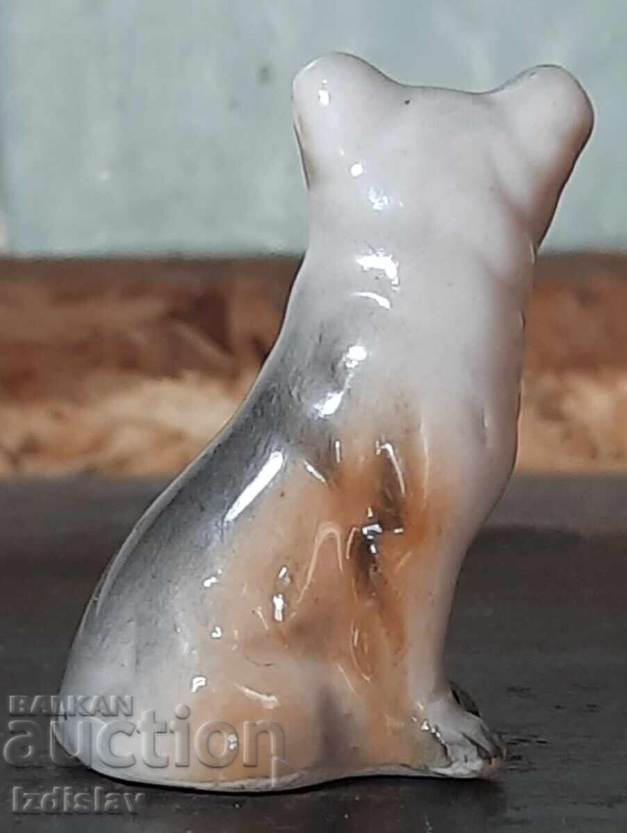 Porcelain dog figurine with price € 16.00 | 31.29 BGN