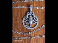 Lanț de argint cu pandantiv. 5,17 Grame. 44cm. Vând peste 100