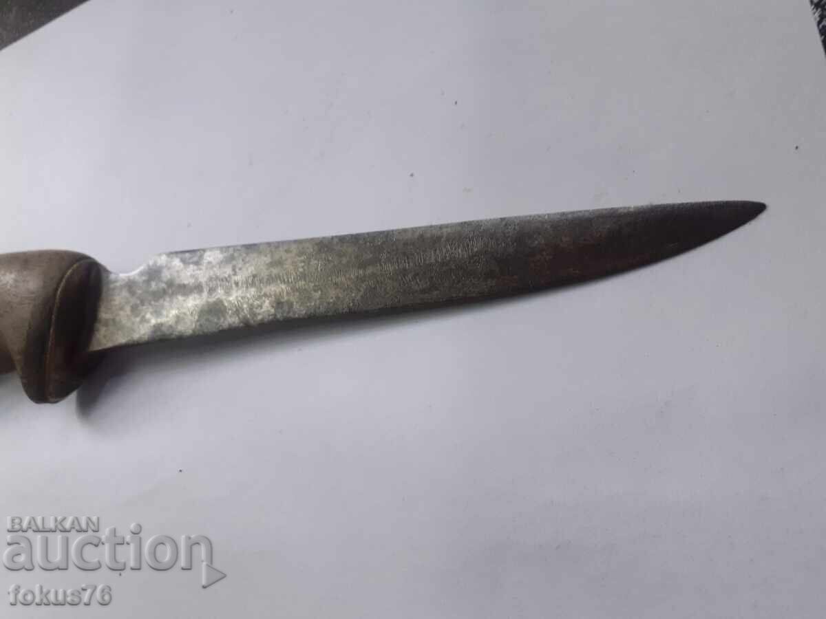 Доставка на Стар качествен нож Доставка на Стар качествен нож