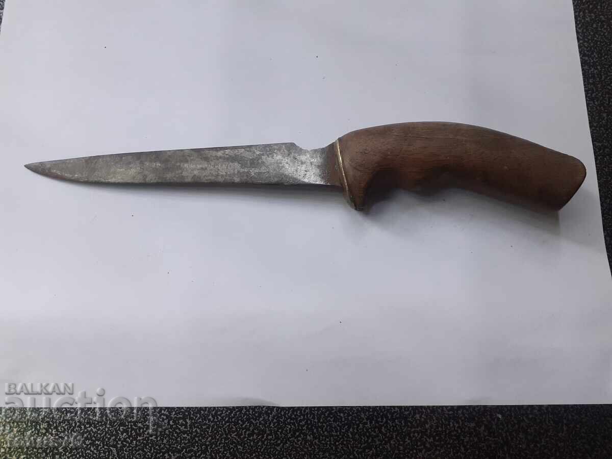 Стар качествен нож Стар качествен нож
