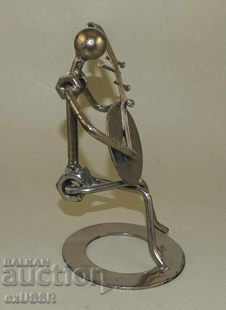 Metal musician figure, nuts with price 10.00 BGN | € 5.11