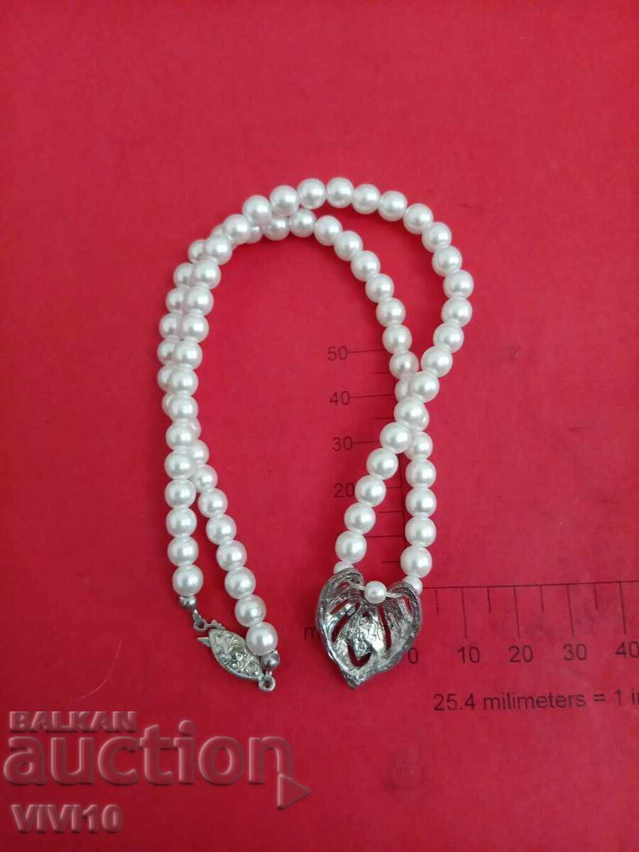 Αρχαίο κολιέ με μαργαριτάρια με τιμή € 15.00 | 29.34 BGN