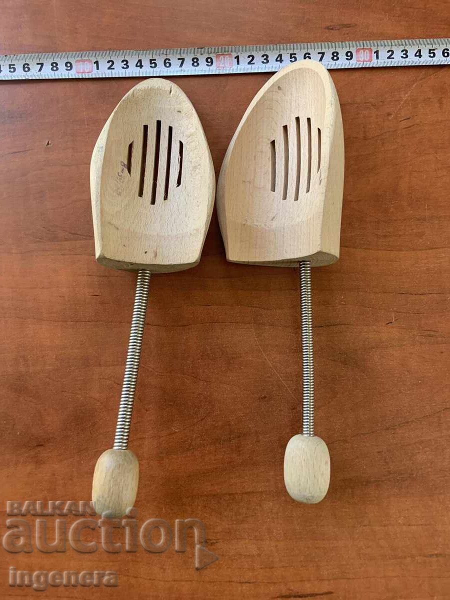 Аукцион КАЛЪП КАЛЪПИ ЗА ОБУВКИ ДЪРВО МАРКОВИ ОБТЕГАЧИ РАЗТЕГАЧИ