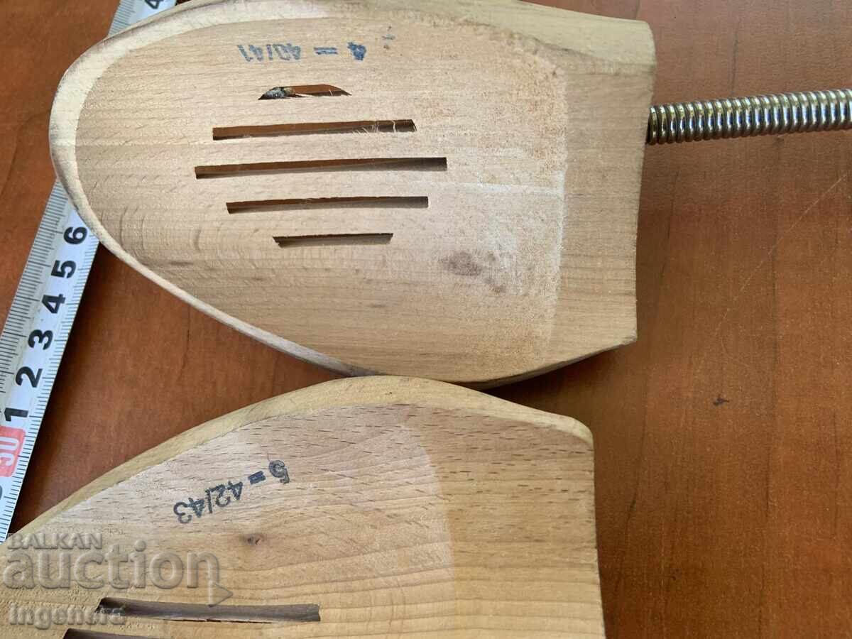 Auction MOLD SHOE MOLDS WOOD BRANDED TENSIONERS STRETCHERS Auction MOLD SHOE MOLDS WOOD BRANDED TENSIONERS STRETCHERS