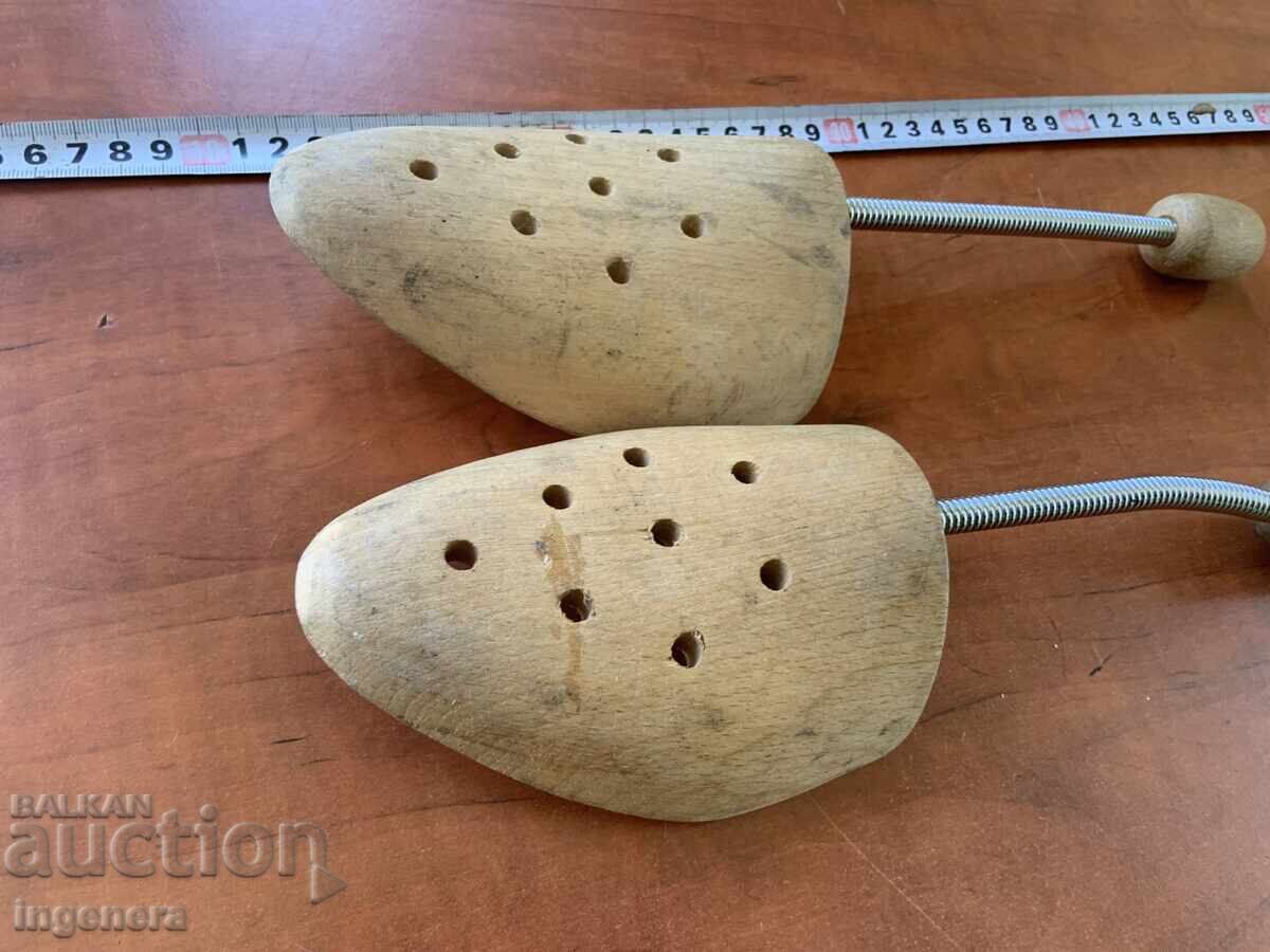 MOLD SHOE MOLDS WOOD BRANDED TENSIONERS STRETCHERS with price 12.00 BGN | € 6.14