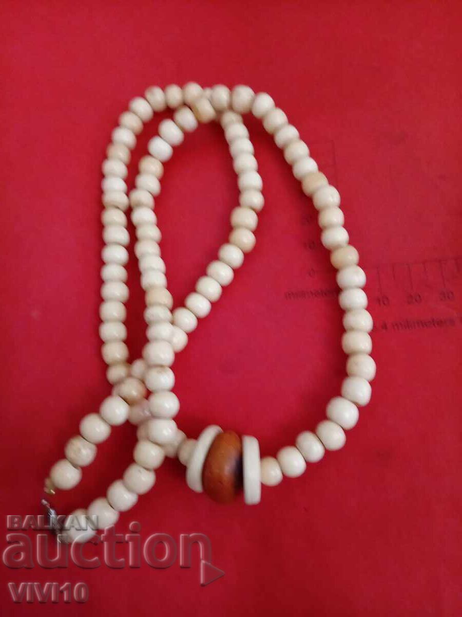 Antique bone necklace with price 50.00 BGN | € 25.56