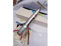 1984 ΣΕΛΗΝΙΑΚΟ ΠΥΡΑΥΛΟ, ΣΟΣΙΑΛΙΣΤΙΚΟ ΠΑΙΧΝΙΔΙ, ΟΥΓΓΑΡΙΑ, ΠΑΙΧΝΙΔΙΑ