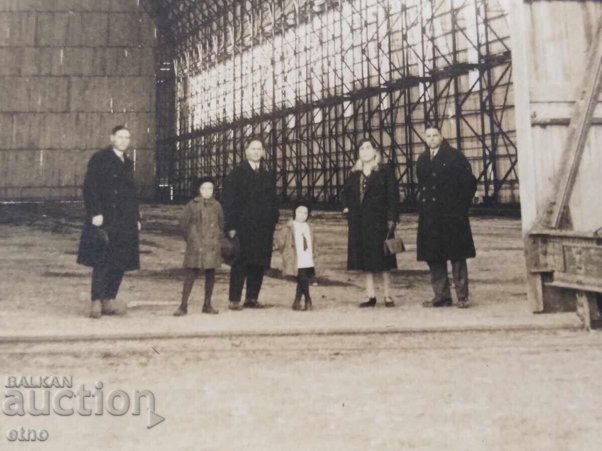 ROYAL PHOTO - DOLNA MITROPOLIA AIRPORT HANGAR with price 45.00 BGN | € 23.01 ROYAL PHOTO - DOLNA MITROPOLIA AIRPORT HANGAR with price 45.00 BGN | € 23.01