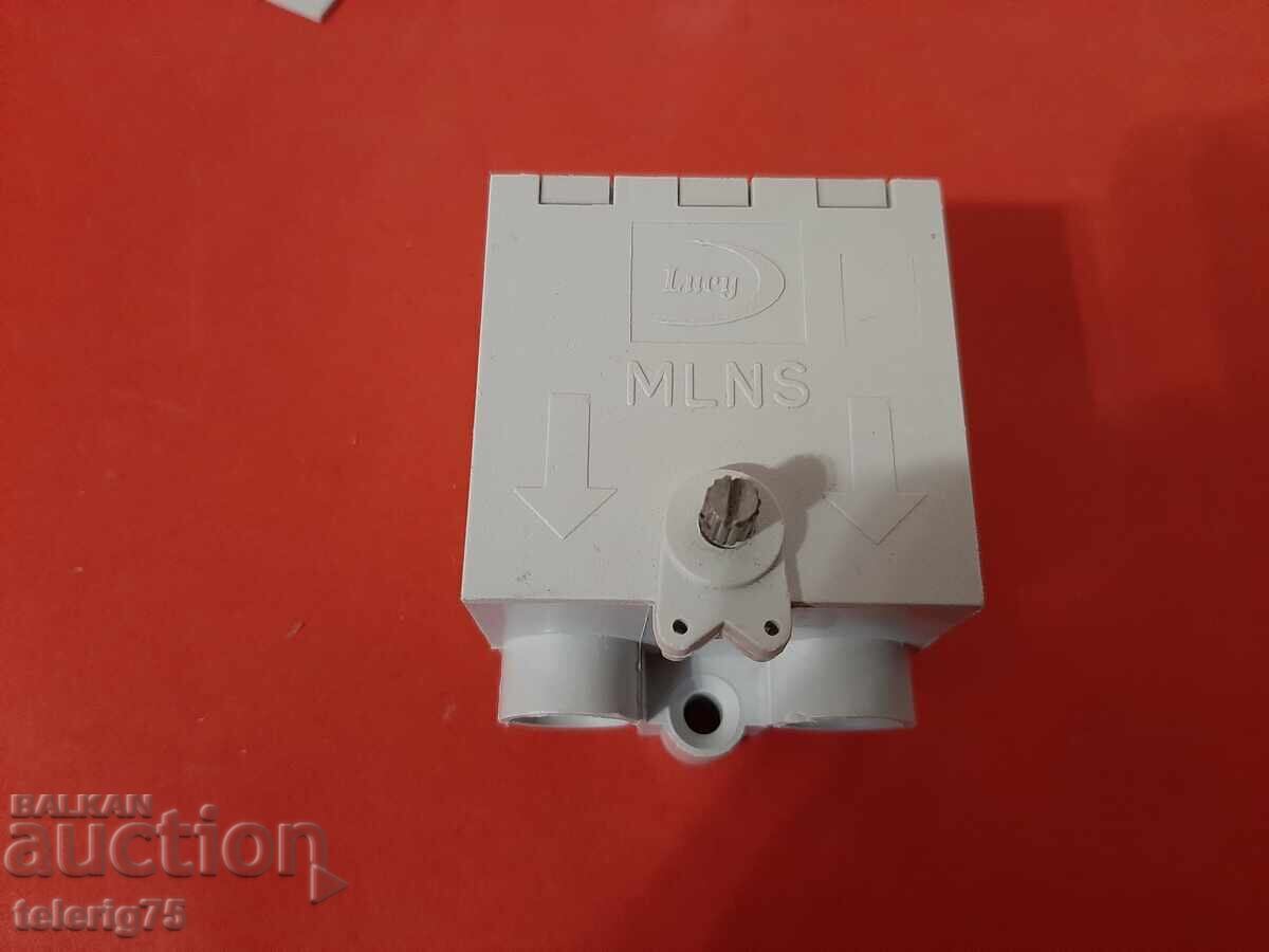 Παράδοση Αγγλικός Συνδετήρας Καλωδίων για Καλώδια έως 50mm2 με 5 εισόδους Ορείχαλκος