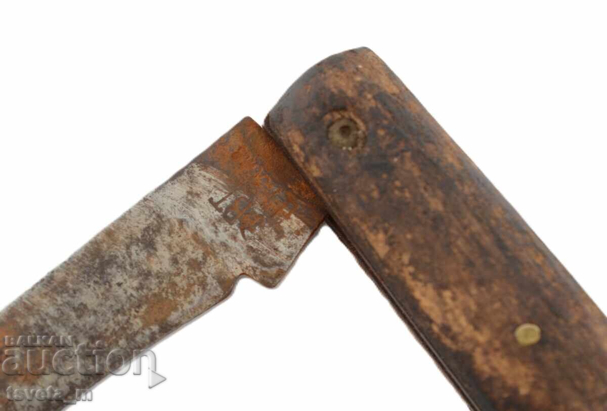 Pocket knife with wooden handle - 5