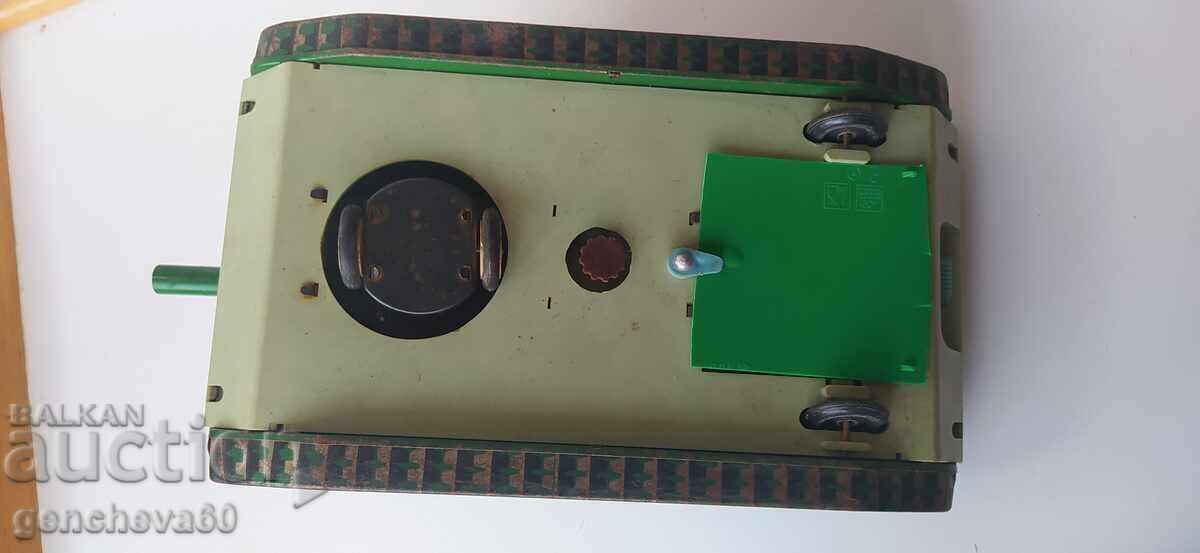 Ρωσικό ρετρό τανκ παιχνίδι από λαμαρίνα - 5