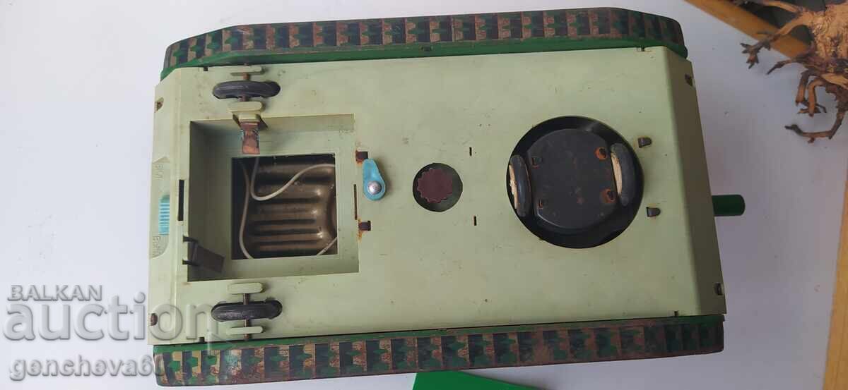 Ρωσικό ρετρό τανκ παιχνίδι από λαμαρίνα - 6