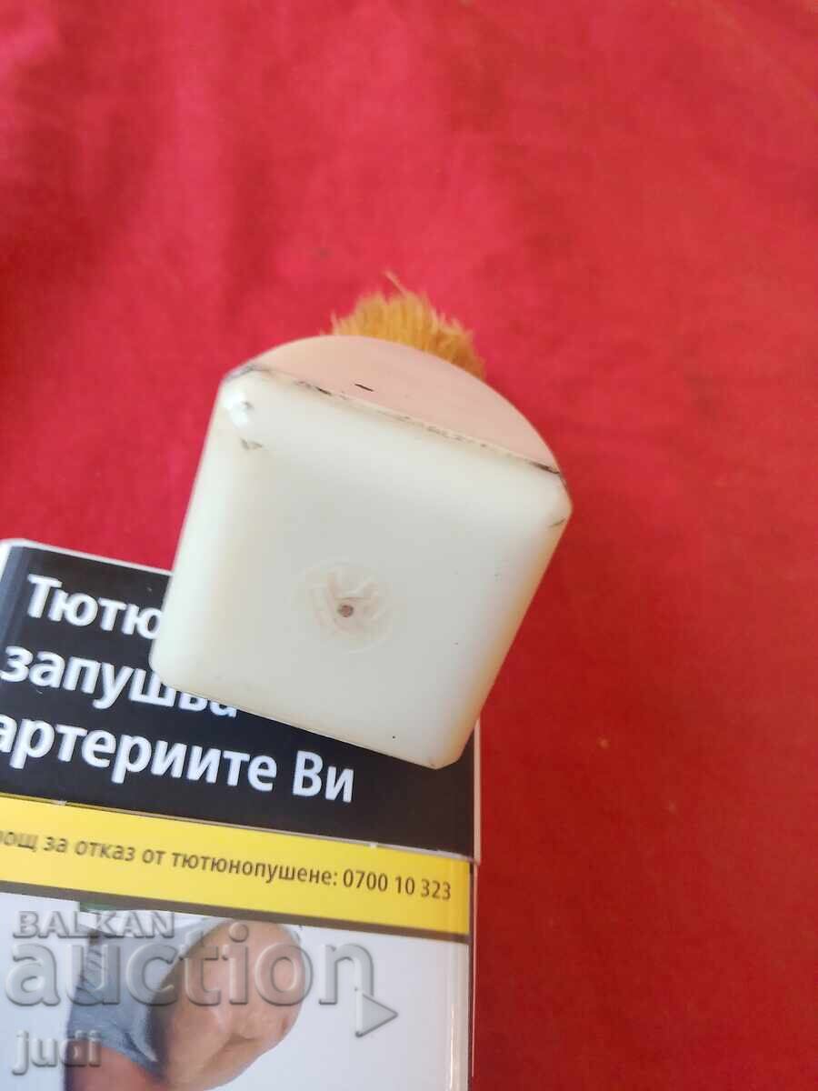 Auction  Ivory shaving brush Germany