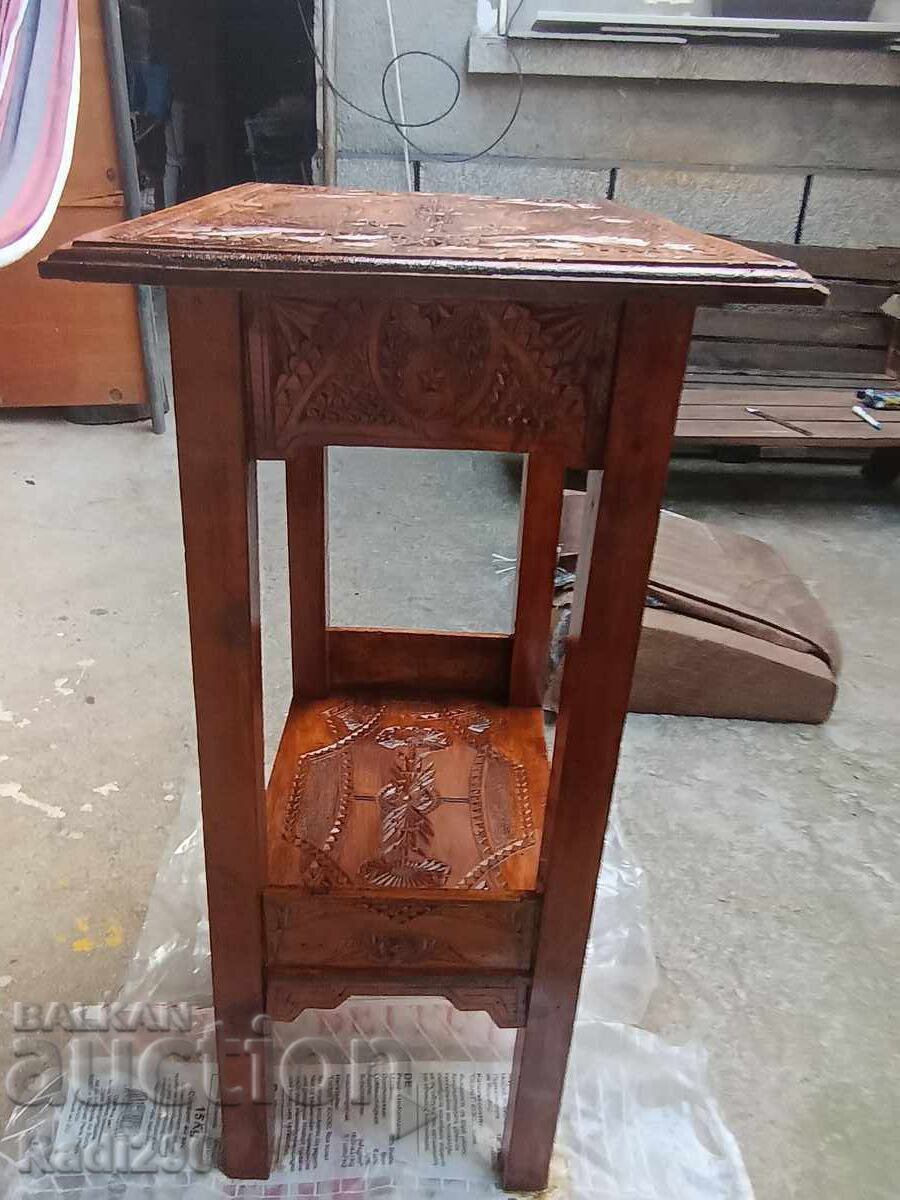 Antique church table with price € 46.02 | 90.01 BGN