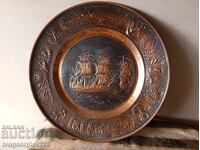 Farfurie decorativă, pentru perete