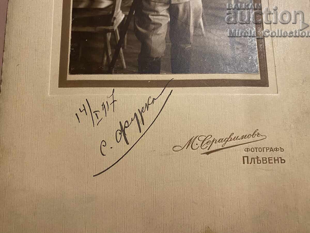 Licitație Fotografie ofițer militar cu uniformă, Bătălia de la Doiran, 1917 Licitație Fotografie ofițer militar cu uniformă, Bătălia de la Doiran, 1917