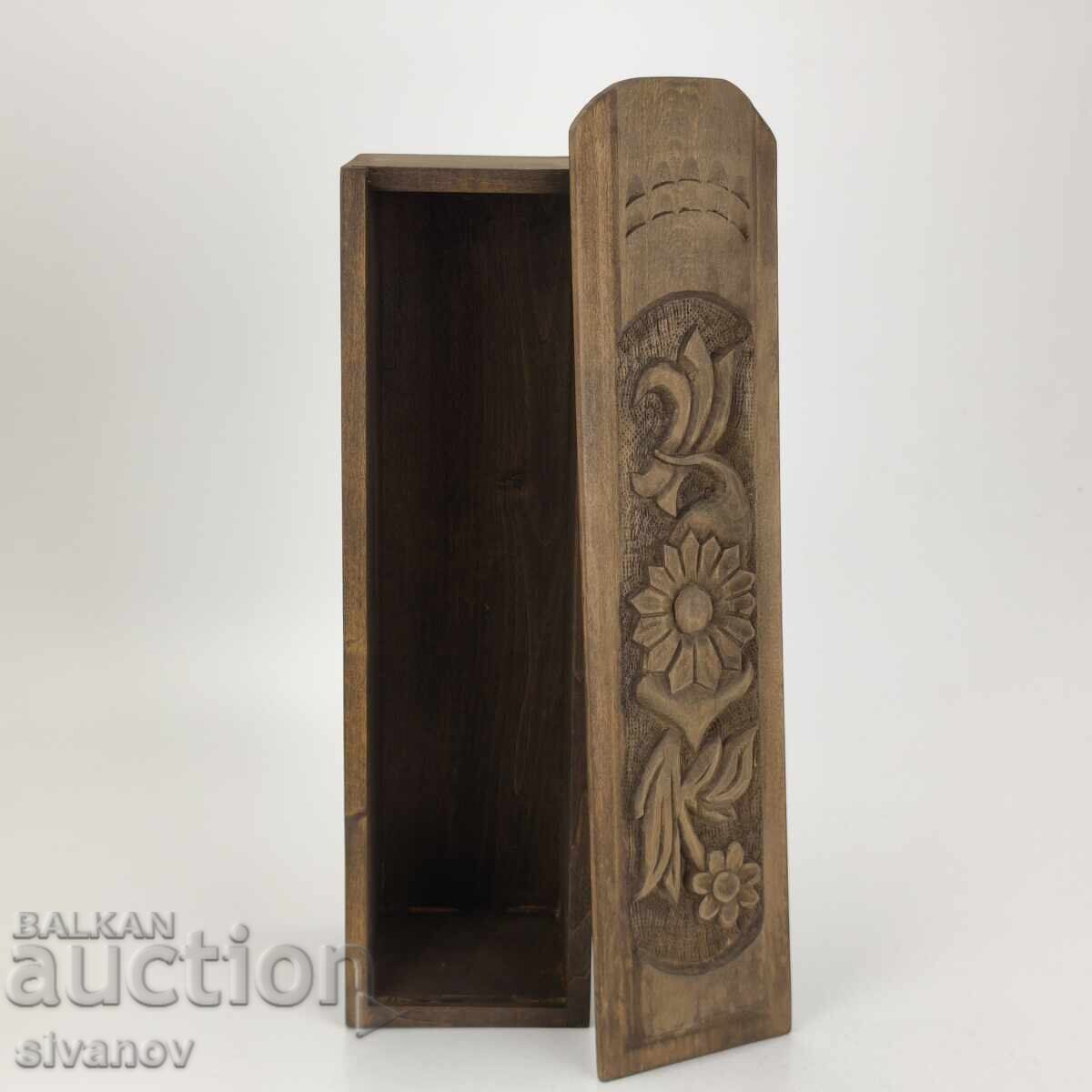 Стара дървена дърво резбована кутия за вино #5973 с цена 29.99 лв. | € 15.33 Стара дървена дърво резбована кутия за вино #5973 с цена 29.99 лв. | € 15.33