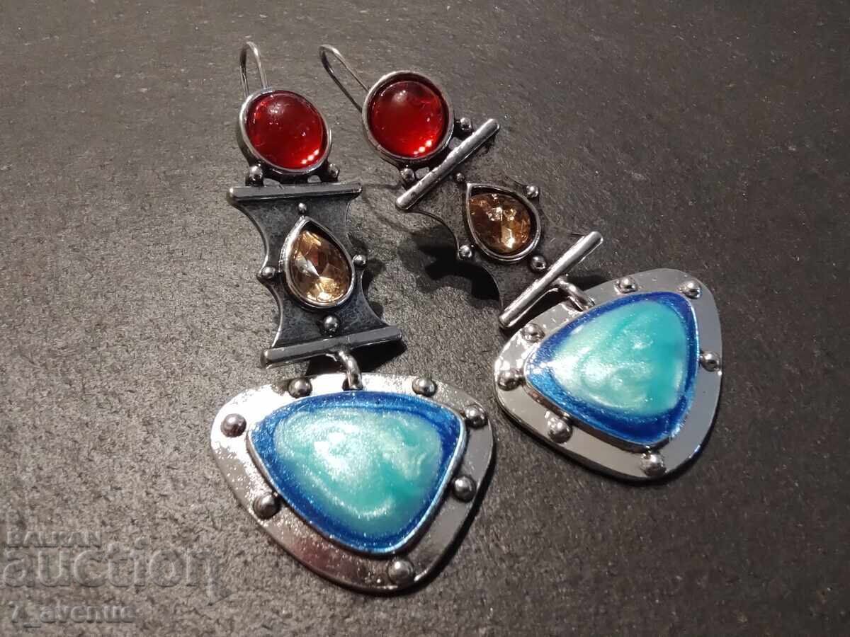 Elegant long earrings, approximately 4.5 cm in length, 06/03/2025 with price 99.00 BGN | € 50.62