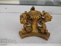 Sfeșnic pentru o lumânare cu trei dragoni