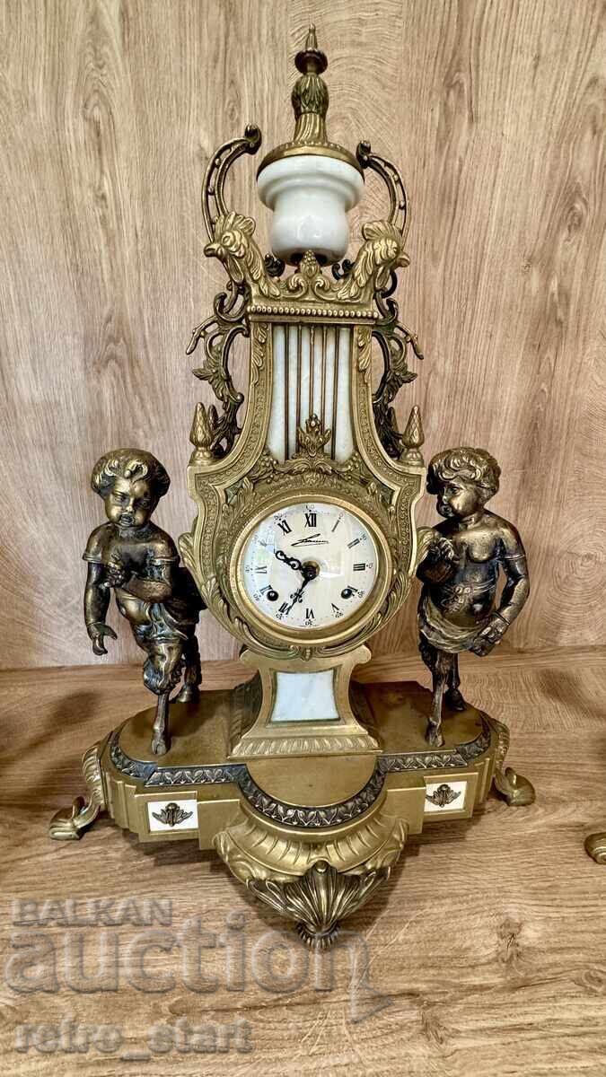 Ρολόι τζακιού, λειτουργεί! Διαβάστε την περιγραφή! με τιμή 750.00 BGN | € 383.47 Ρολόι τζακιού, λειτουργεί! Διαβάστε την περιγραφή! με τιμή 750.00 BGN | € 383.47