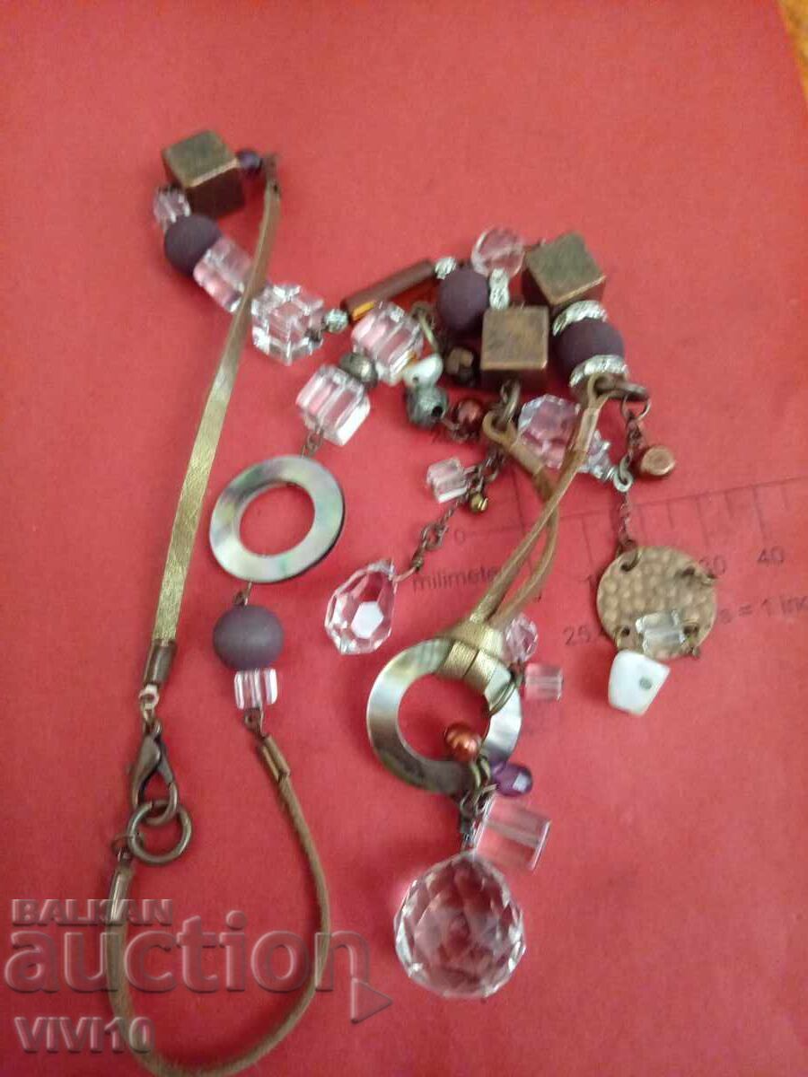 Αρχαίο κολιέ με μαργαριτάρι με τιμή 30.00 BGN | € 15.34 Αρχαίο κολιέ με μαργαριτάρι με τιμή 30.00 BGN | € 15.34