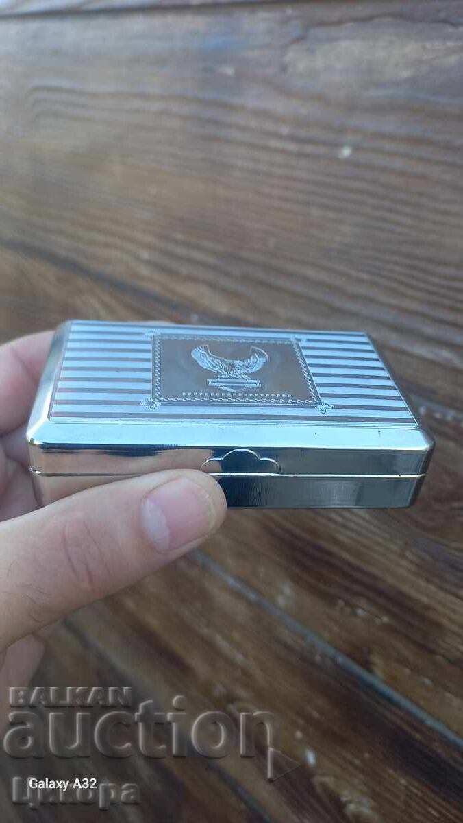 ZIPPO LIGHTER, TOBACCO CASE, CIGARETTES ZIPPO LIGHTER, TOBACCO CASE, CIGARETTES
