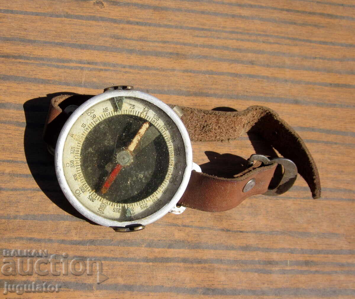 παλιό βουλγαρικό εργοστάσιο γεωεργαλείων χειρός πυξίδας Σόφια παλιό βουλγαρικό εργοστάσιο γεωεργαλείων χειρός πυξίδας Σόφια