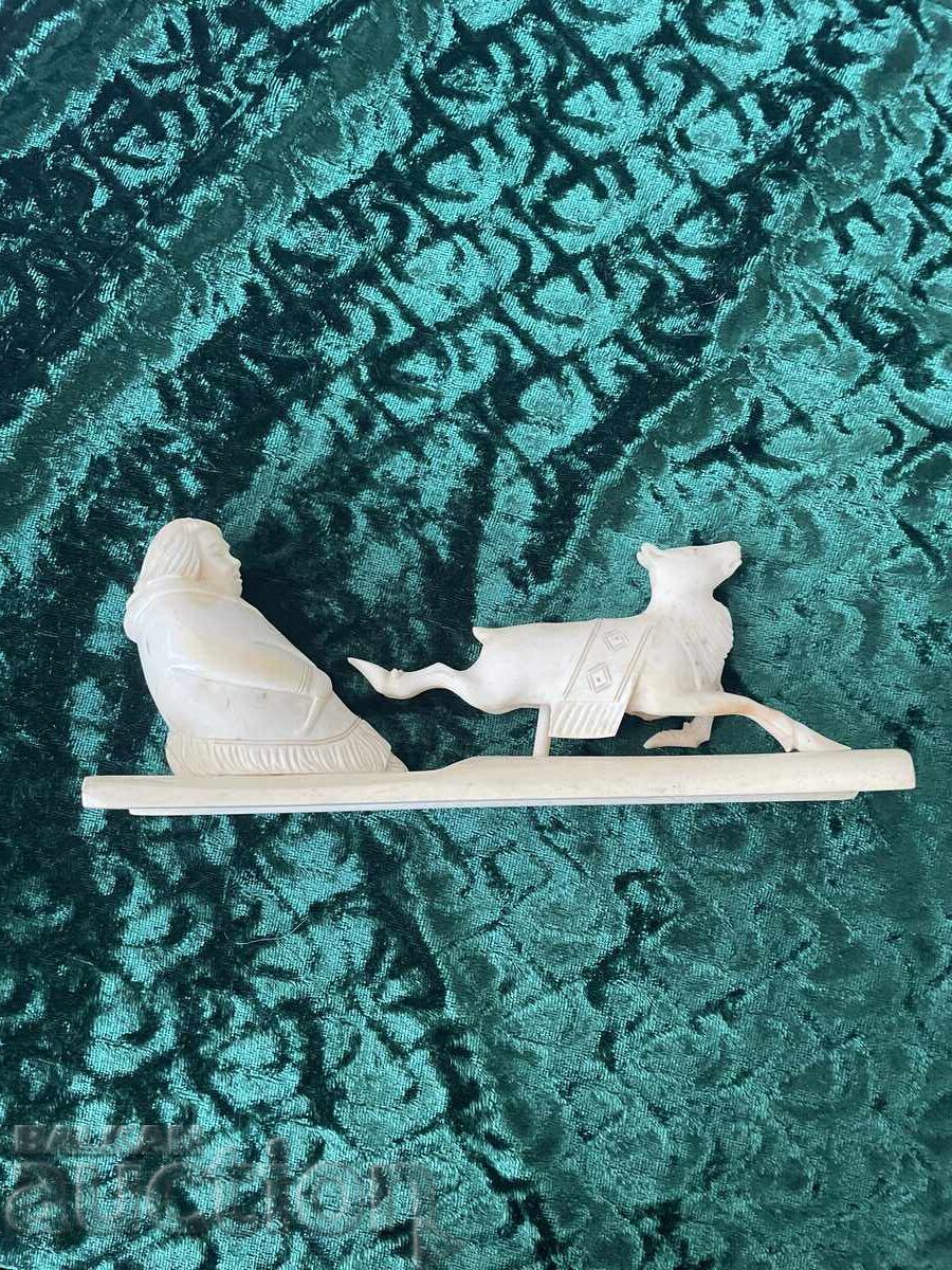 Сувенир- моржова кост,20/8 см с цена 39.95 лв. | € 20.43