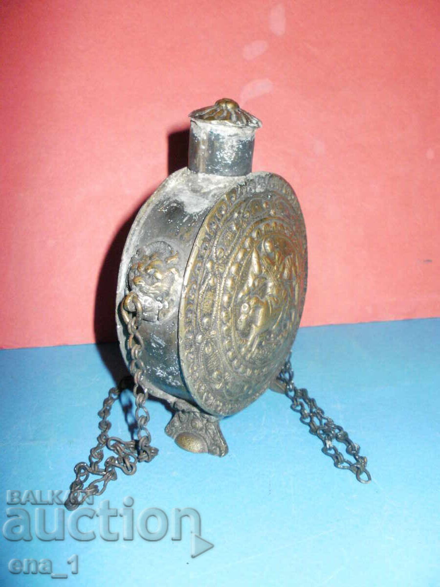 Vintage Greek/Bulgarian powder flask in Revival style with price 90.00 BGN | € 46.02 Vintage Greek/Bulgarian powder flask in Revival style with price 90.00 BGN | € 46.02