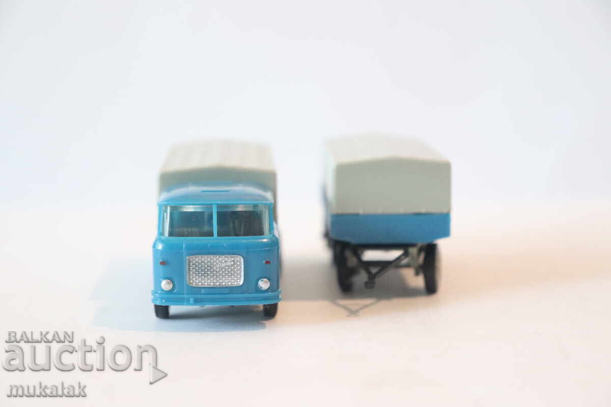 Licitație PERMOT PREFO H0 1/87 SKODA CAMION MODEL MAȘINĂ DE REMORCARE Licitație PERMOT PREFO H0 1/87 SKODA CAMION MODEL MAȘINĂ DE REMORCARE