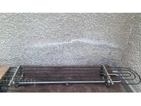 Umeraș metalic mare cu suport pentru pălării - 140/38cm