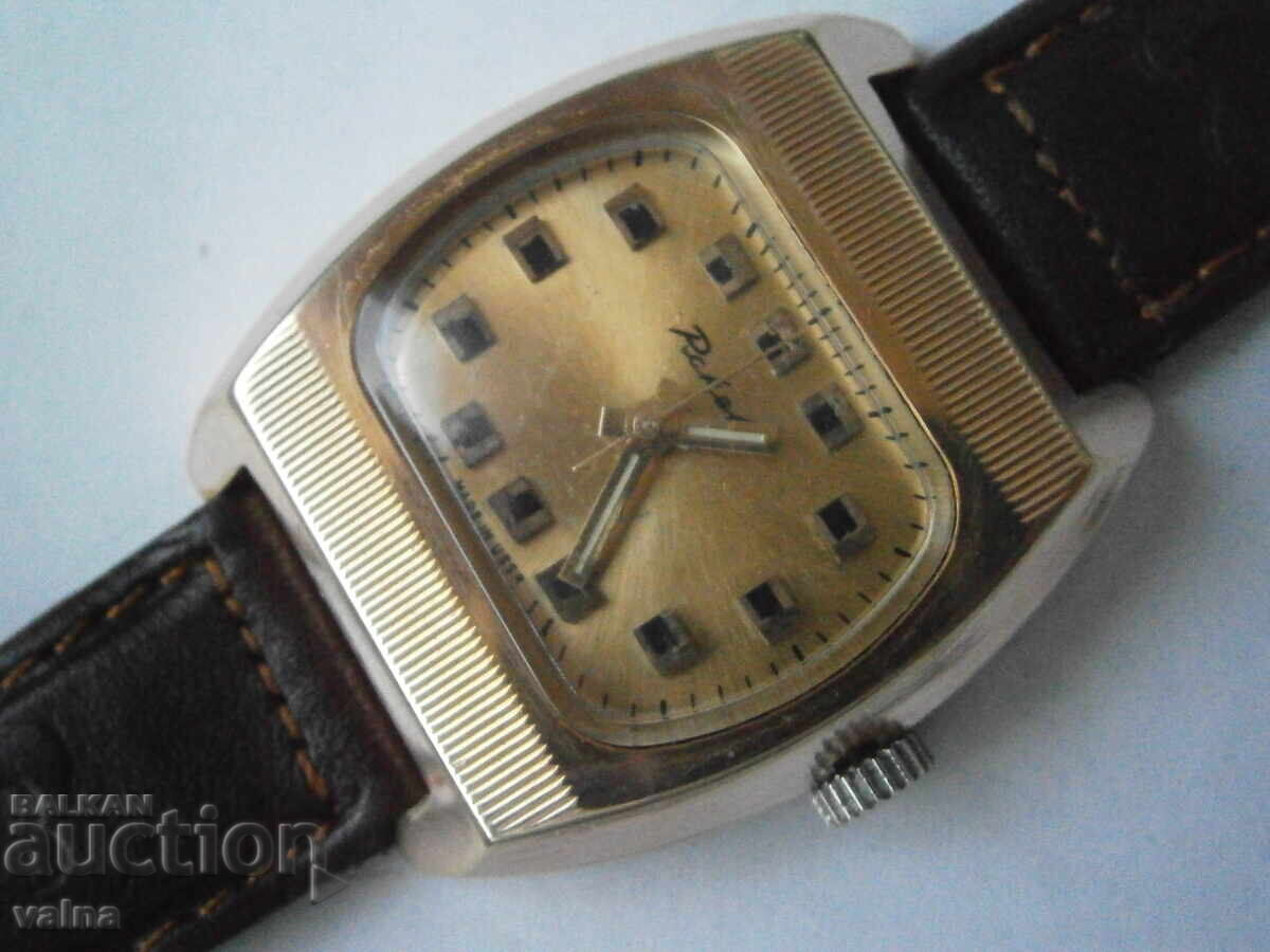 ΡΑΚΕΤΑ, 19 κοσμήματα, 2609 NA, SSSR, Au 10 κασά, 36,5 χιλ.! TOP! με τιμή 120.00 BGN | € 61.36 ΡΑΚΕΤΑ, 19 κοσμήματα, 2609 NA, SSSR, Au 10 κασά, 36,5 χιλ.! TOP! με τιμή 120.00 BGN | € 61.36