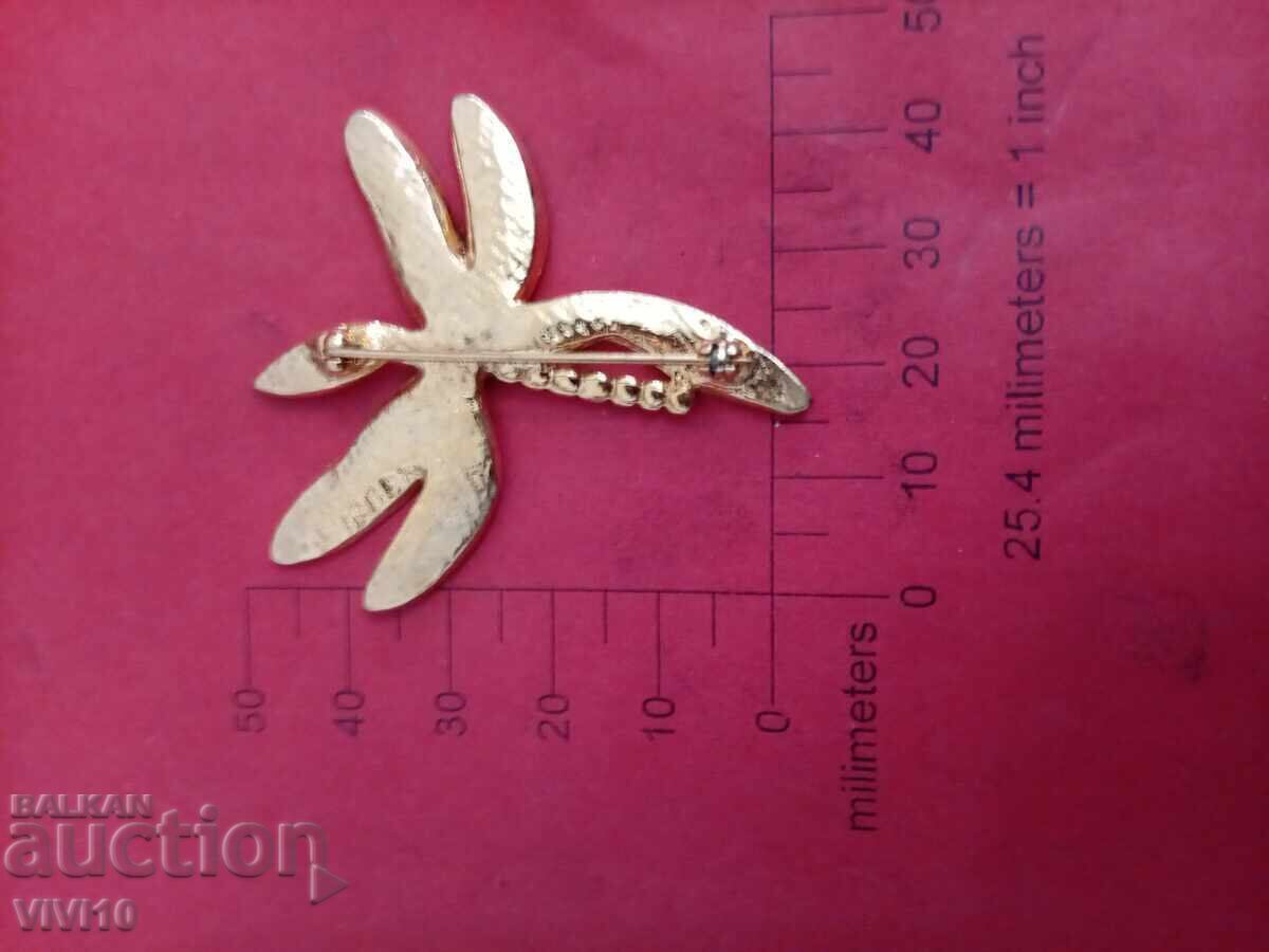 Αντίκα καρφίτσα σμάλτου με τιμή 30.00 BGN | € 15.34