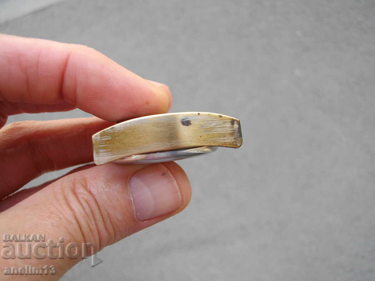 Auction  COLLECTOR'S RETRO ELECTRONIC WATCH LED FRONTIER USA